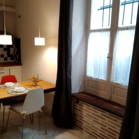 Apartamento Detrás de La Palma Sevilla Exterior foto
